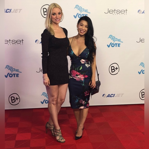 Meet your Posher, Charisse ๐๐ผโโ๏ธโฎ๏ธ๐ - Picture 10 of 16